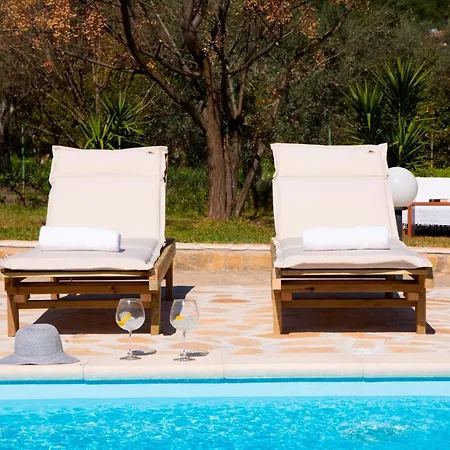 Villa Red