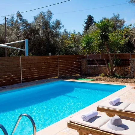 Red Villa Nydri (Lefkada)