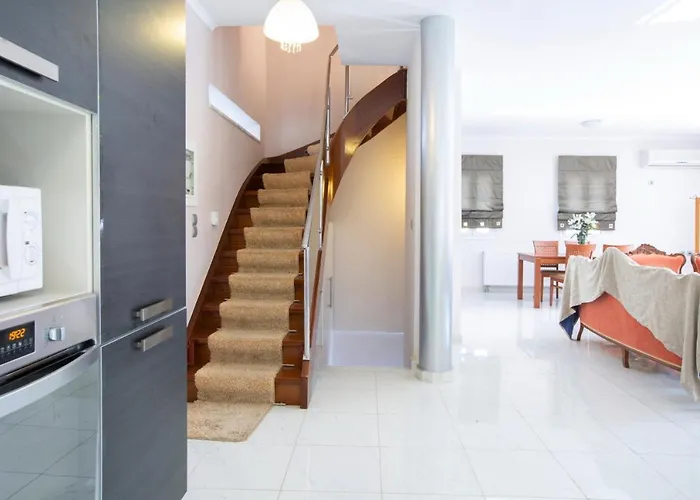 Red ヴィラ ニドリ