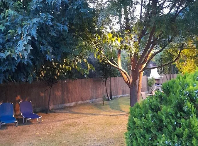 ヴィラ Red ニドリ