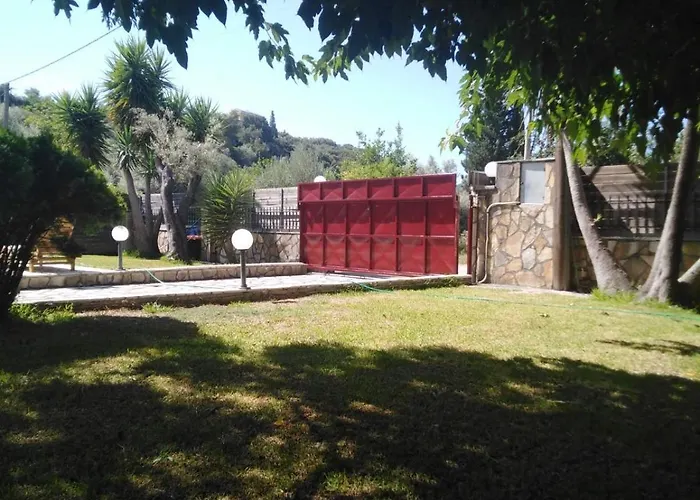 Red ヴィラ ニドリ