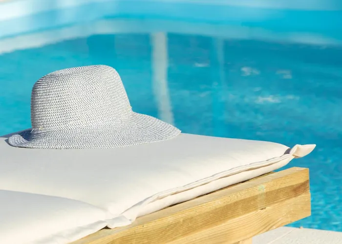 ヴィラ Red ニドリ